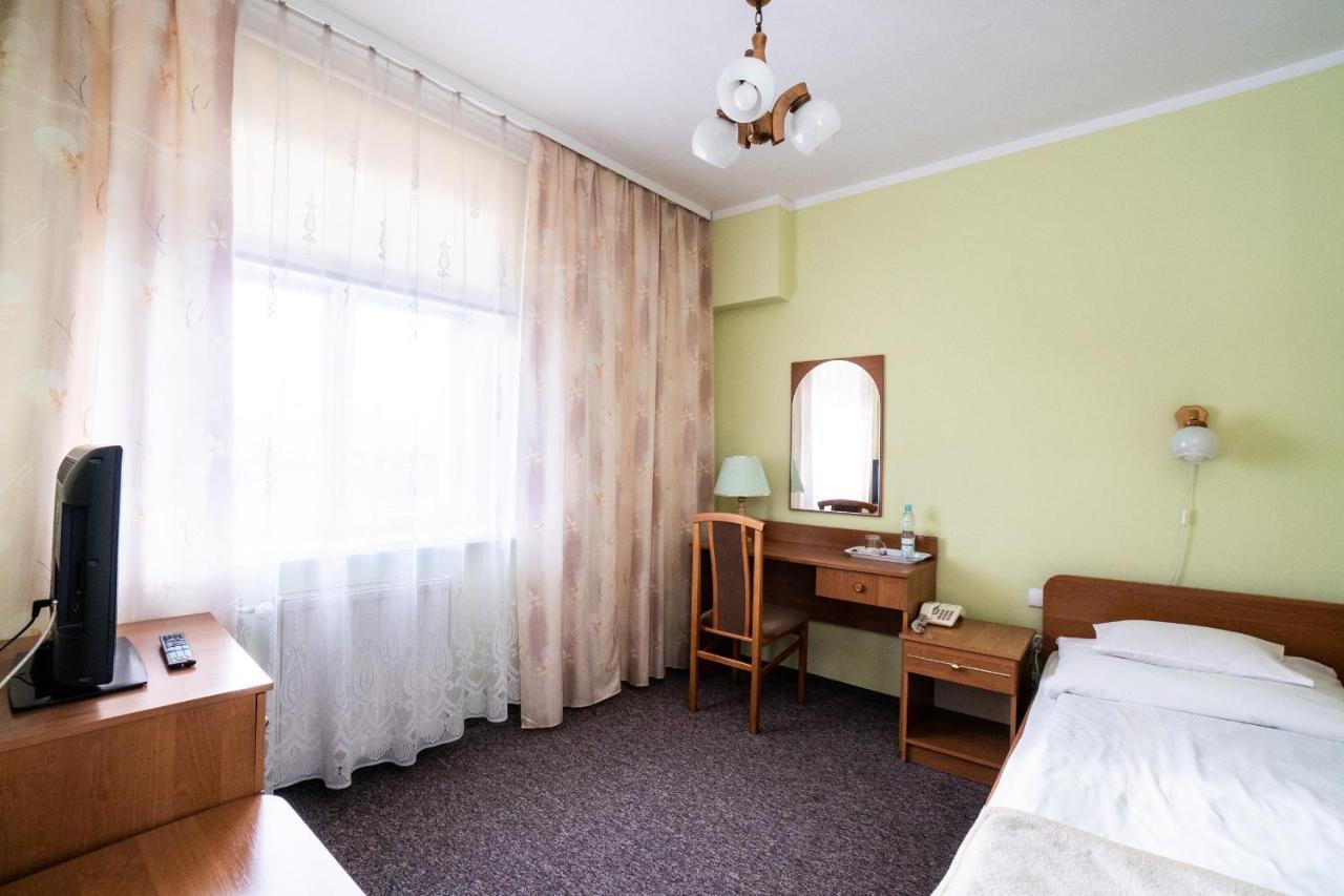 Europa Hotel Jelenia Gora Exterior photo