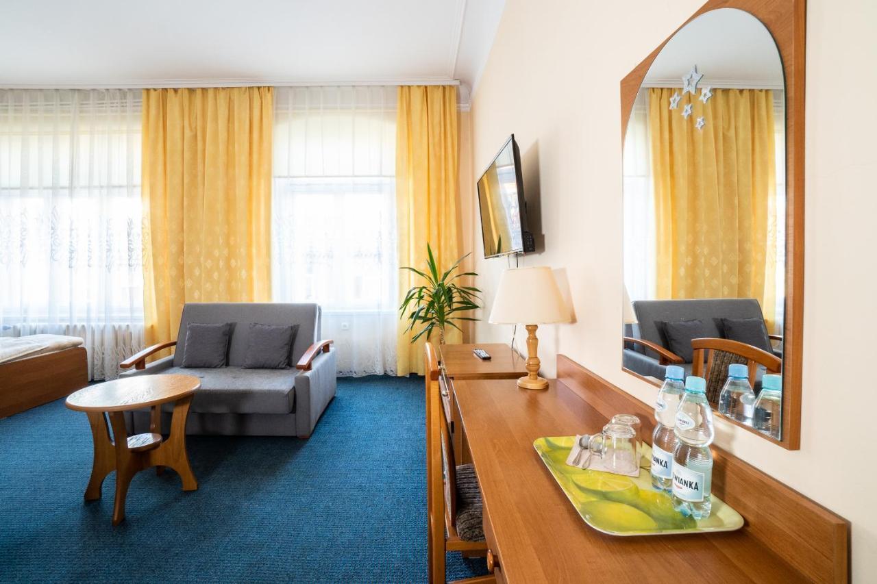 Europa Hotel Jelenia Gora Exterior photo