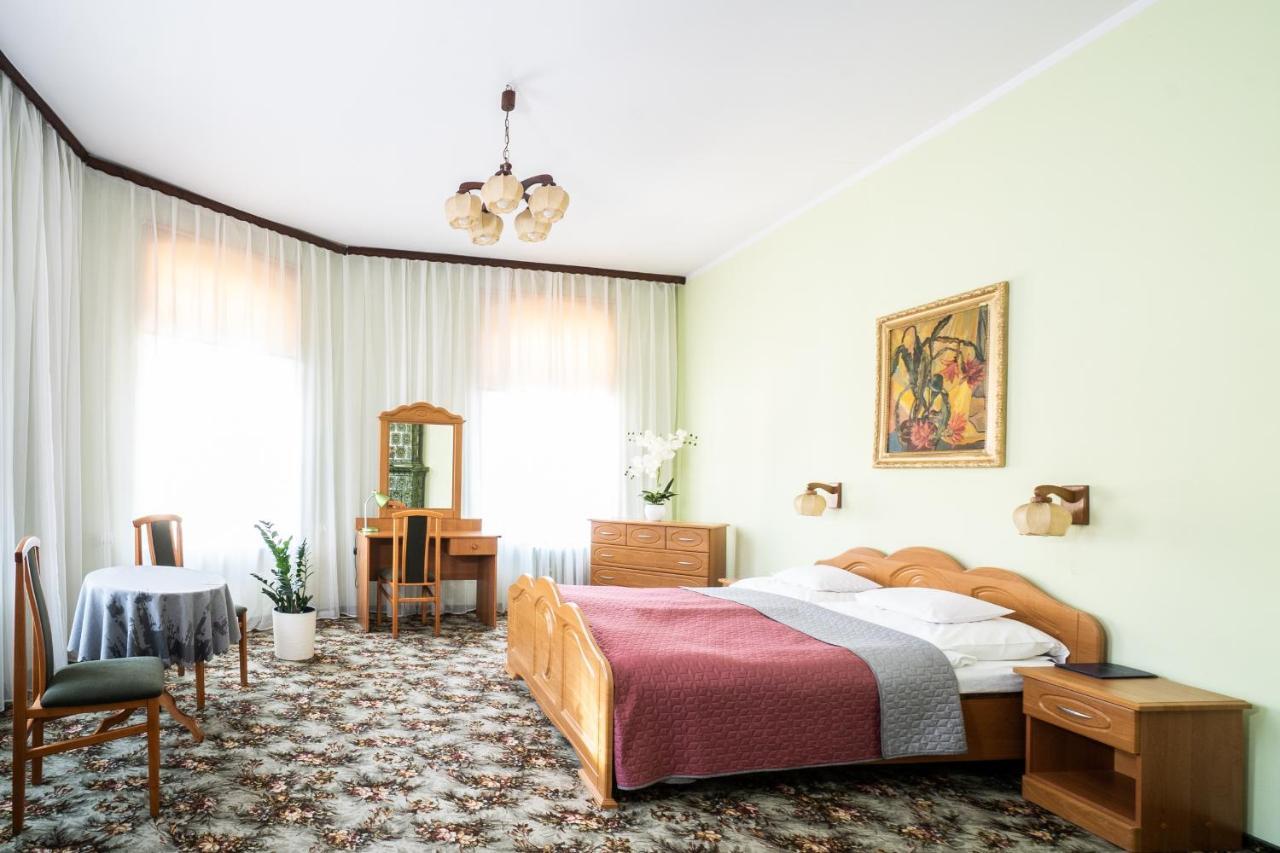 Europa Hotel Jelenia Gora Exterior photo